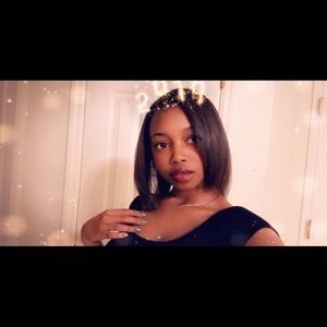 Meet your Posher, Myla